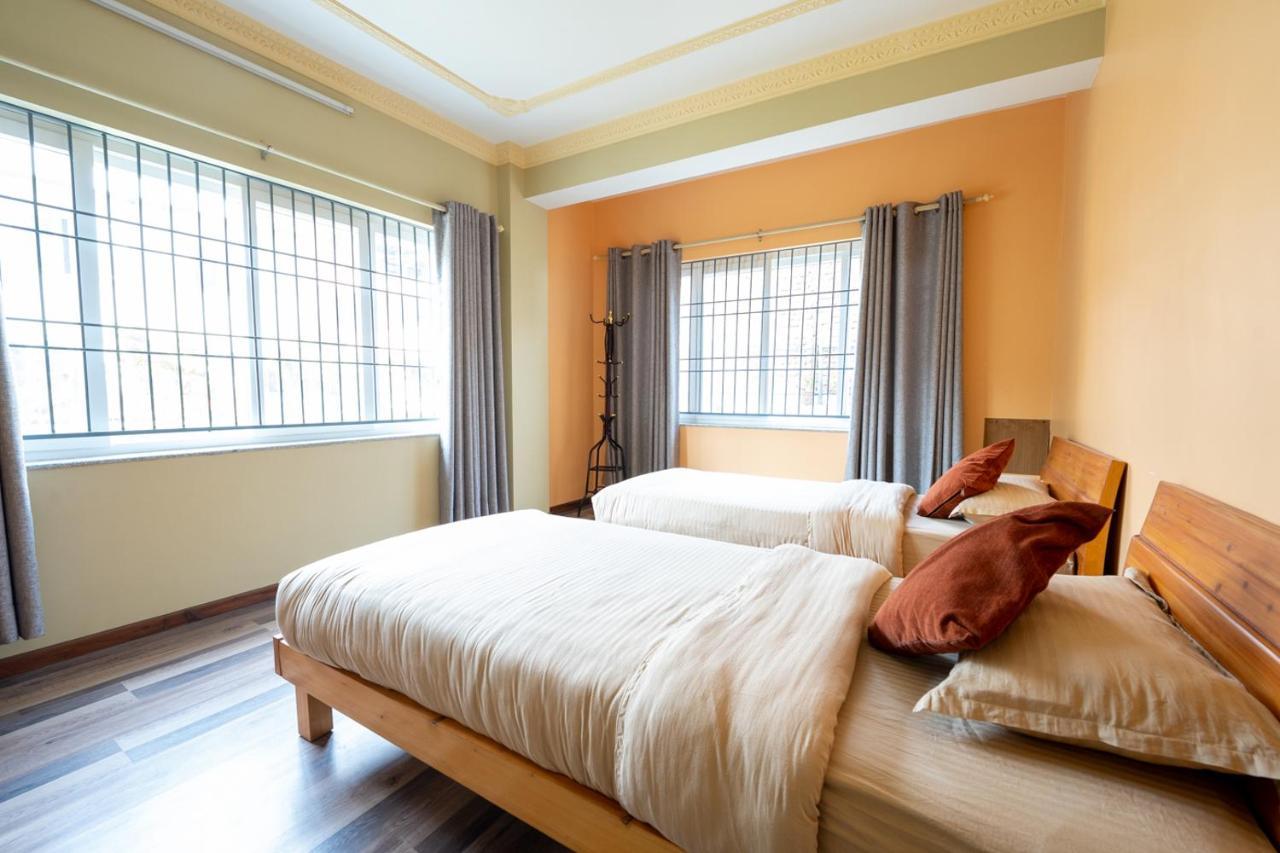 Shine Homestay Famille Francophone - Shine Home And Apartment Kathmandu Luaran gambar