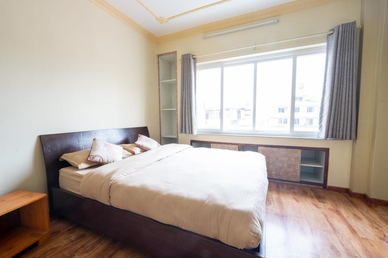 Shine Homestay Famille Francophone - Shine Home And Apartment Kathmandu Luaran gambar