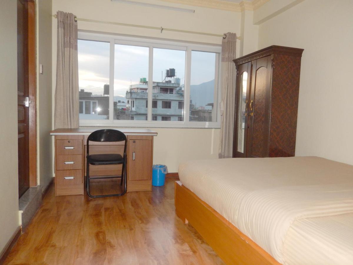 Shine Homestay Famille Francophone - Shine Home And Apartment Kathmandu Luaran gambar
