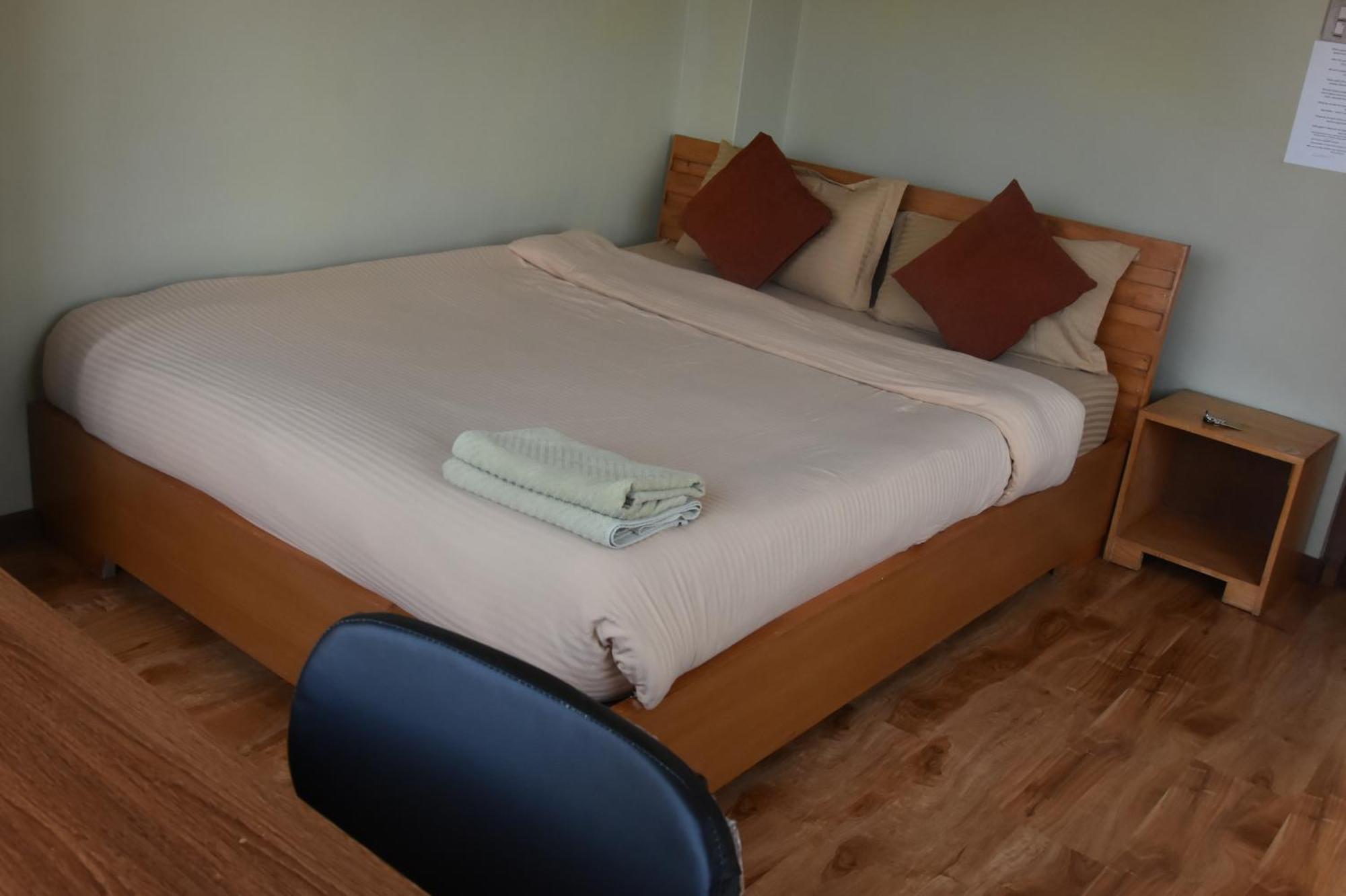 Shine Homestay Famille Francophone - Shine Home And Apartment Kathmandu Luaran gambar