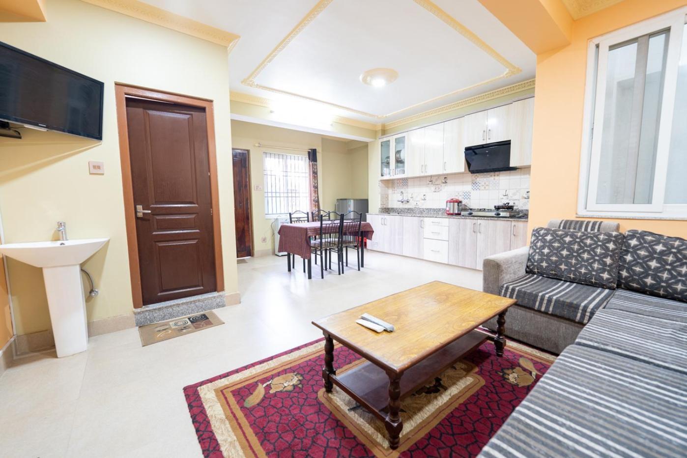 Shine Homestay Famille Francophone - Shine Home And Apartment Kathmandu Luaran gambar
