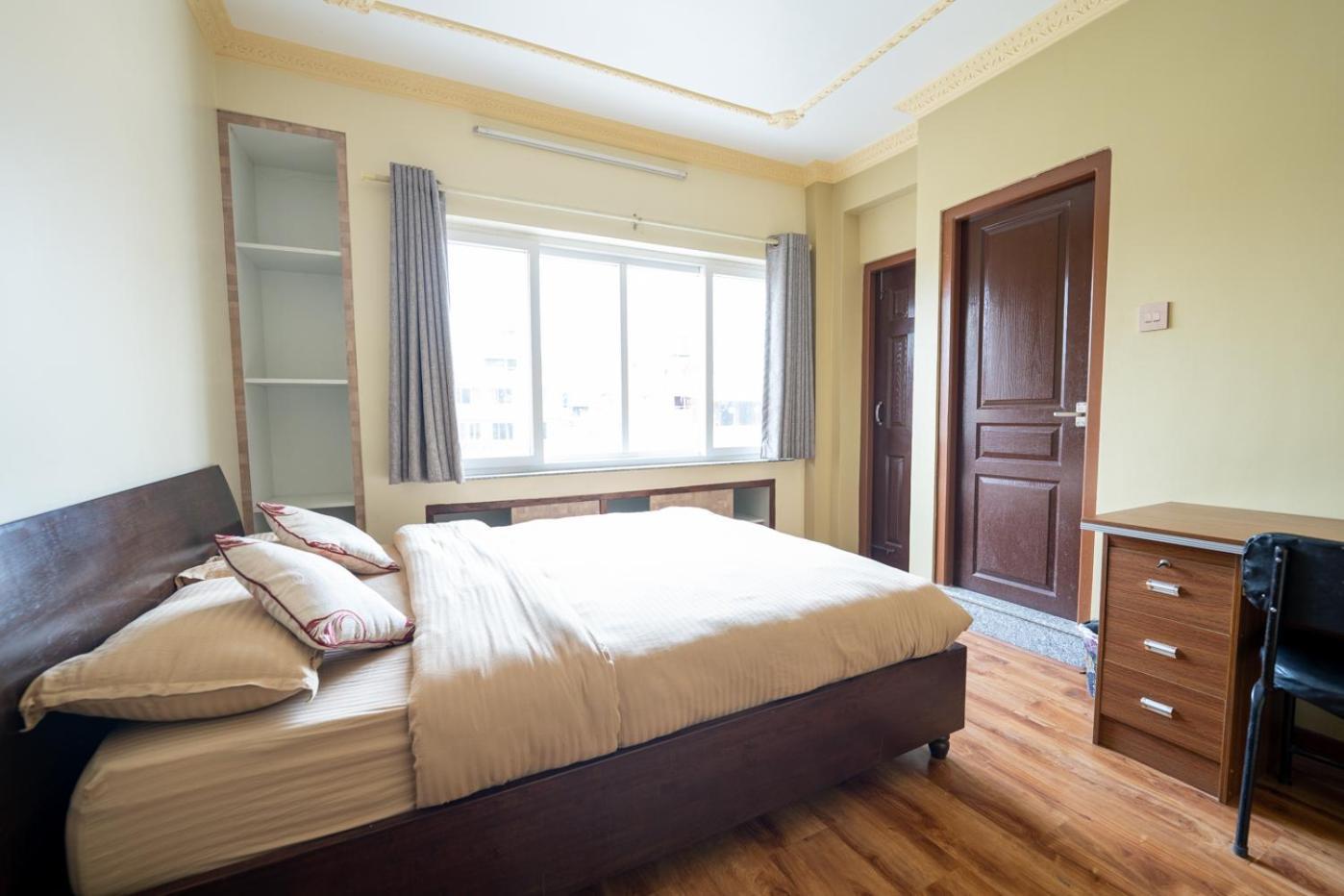 Shine Homestay Famille Francophone - Shine Home And Apartment Kathmandu Luaran gambar