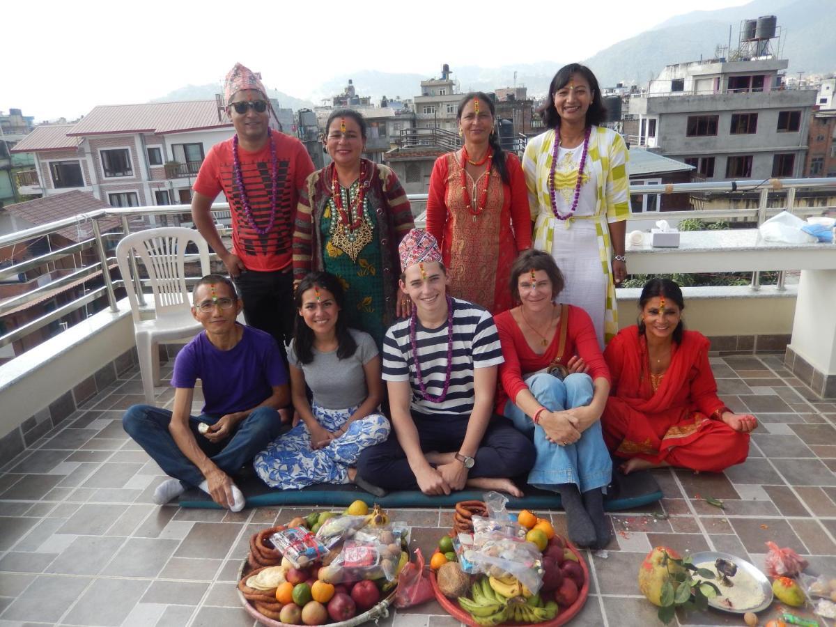 Shine Homestay Famille Francophone - Shine Home And Apartment Kathmandu Luaran gambar