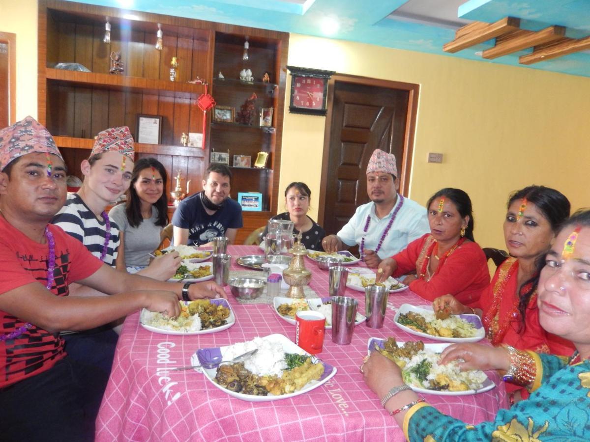 Shine Homestay Famille Francophone - Shine Home And Apartment Kathmandu Luaran gambar